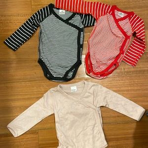 Hanna andersson bodysuits2 top1